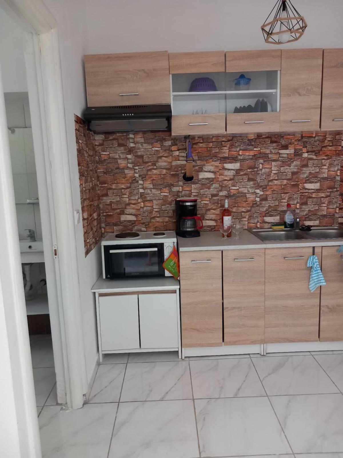 4T Apartments อาร์กอสโตลี ภายนอก รูปภาพ