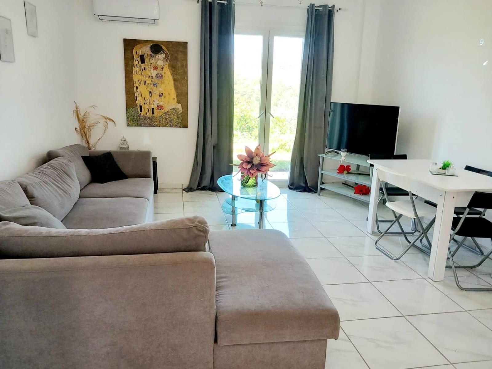 4T Apartments อาร์กอสโตลี ภายนอก รูปภาพ